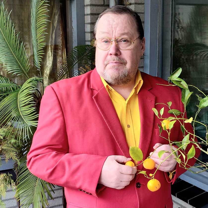 Tết: The New Year Miracle in Vietnam – A Personal Journey by Jari Einiö