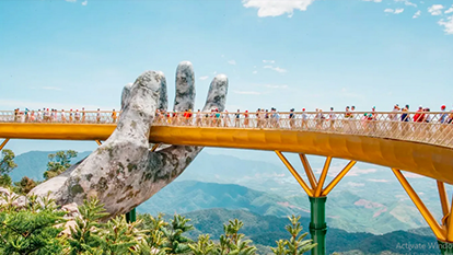 See in person a new world record Golden Bridge Da Nang Vietnam