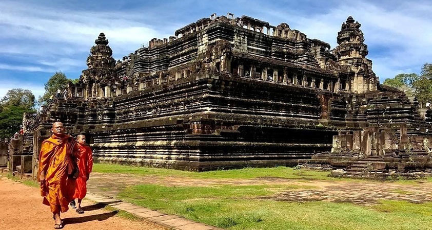 Baphuon Temple - Pyramid Temple in Angkor Thom