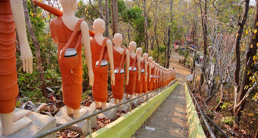 Phnom Sambok Resort
is the natural and historical resort