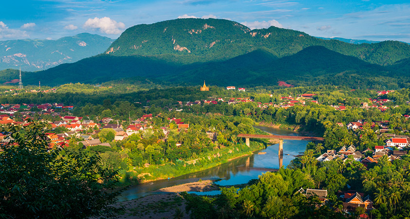 The whole view of Phousi Fall mountain