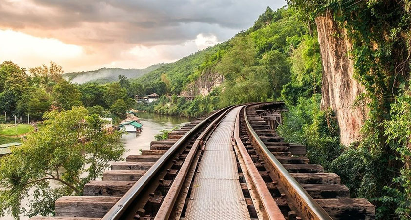 The ideal time to travel to this area is from November to April to avoid the rainy season