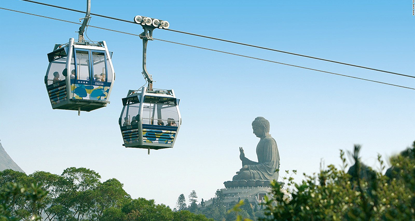 From these cars you can admire all view of??Ba Na Hills Da Nang Vietnam