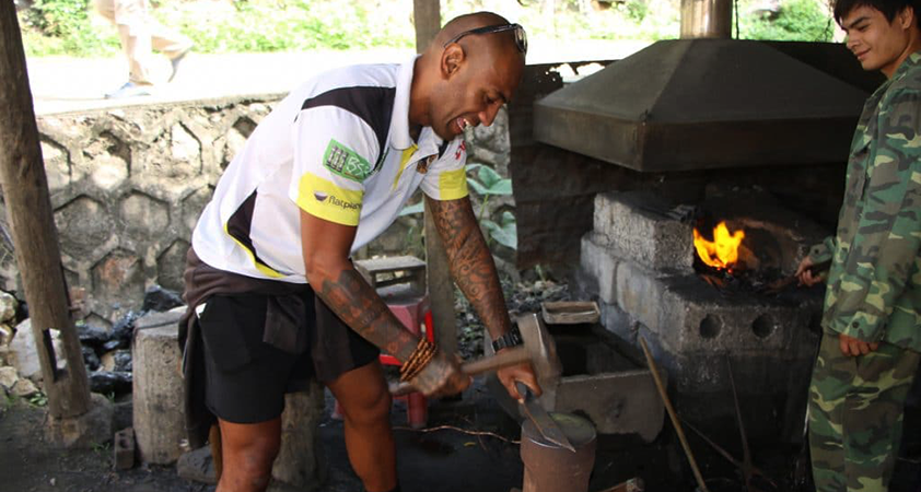 The foreigners love the forging experience in person