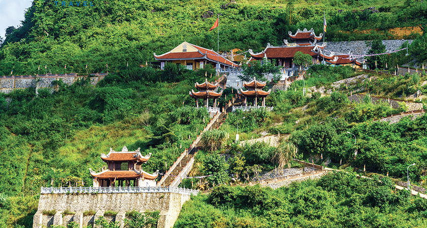 The pagoda is located on a peaceful and green mountain