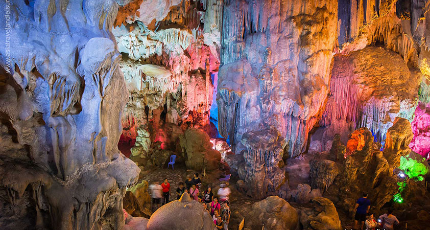 Beautiful stalactite at Dau Go Cave, Halong Bay