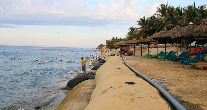 Cua Dai beach Vietnam is an ideal place to enjoy the fresh water 