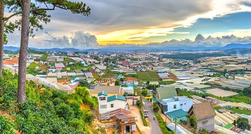 The whole view of Dalat from above