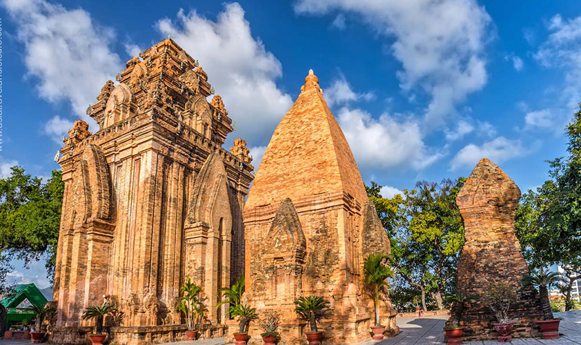 Eight Po Nagar Cham Towers were built on Cu Lao marble hill, 2 km north of Nha Trang, between the 8th and 13th centuries