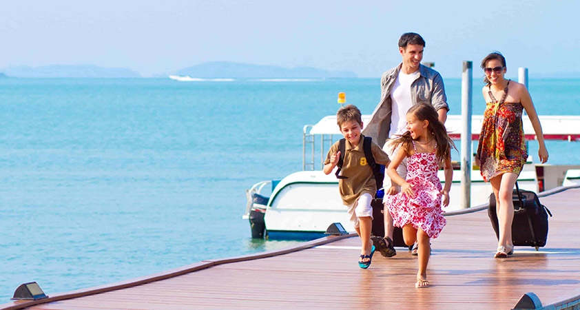 To make your trip with family more smoothly, prepare important things before the trip