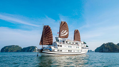 Bhaya Junk on Halong Bay | 3 days 2 nights