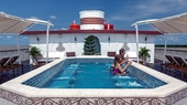 Jahan Cruise on Mekong river