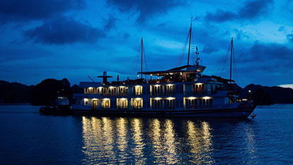 Glory Junk on Halong Bay | 2 days 1 night