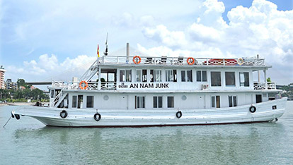 Annam Junk on Halong Bay | 2 days 1 night