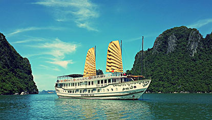 Indochina Junk on Halong Bay | 2 days 1 night