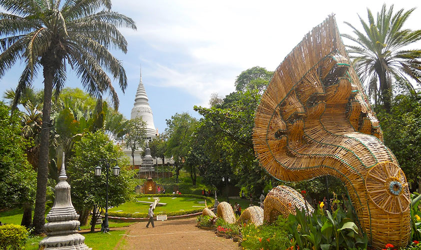 Wat Phnom Temple