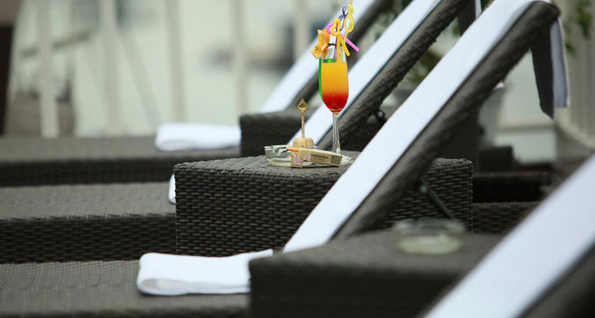 Relax and view the bay scenery