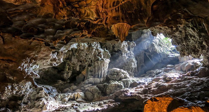 Sung Sot Cave