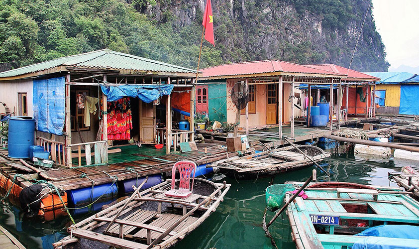 Cua Van Fishing Village