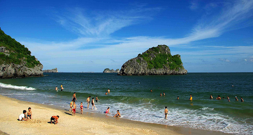Wonderful experience in Ha Lan Bay