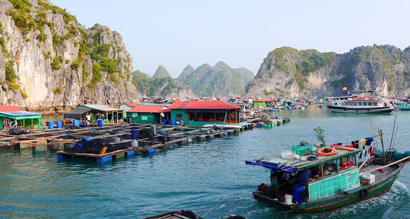 Floating fishing villages