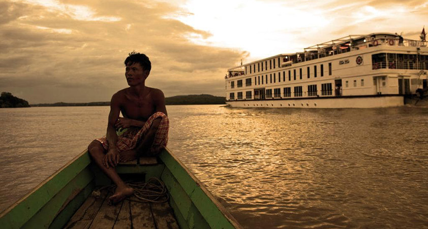 First cruise on the Ayeyarwady River towards northern Myanmar