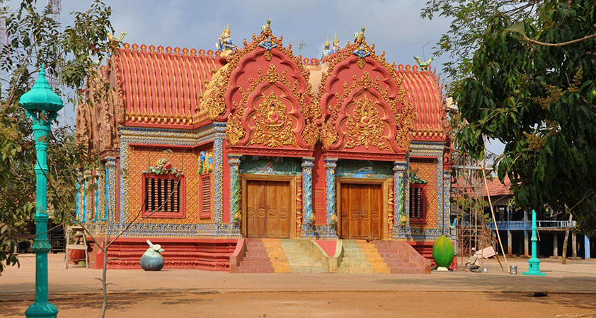  embark on a land journey to the pre-Angkorian temple of Wat Hanchey