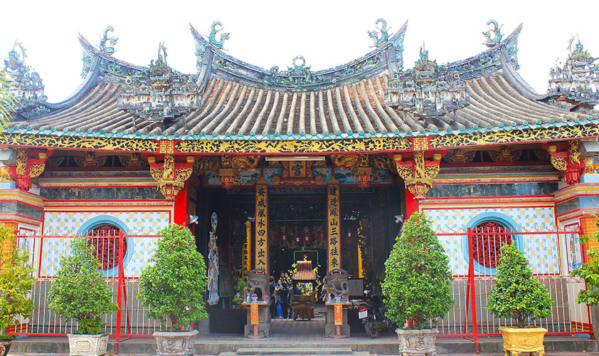 Chinese temple