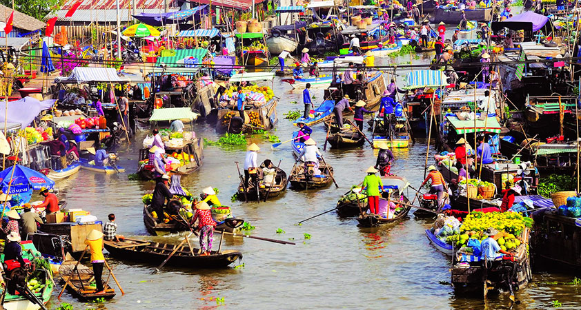 Cai Rang floating market