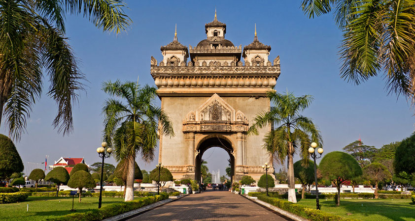 Patuxay Monument