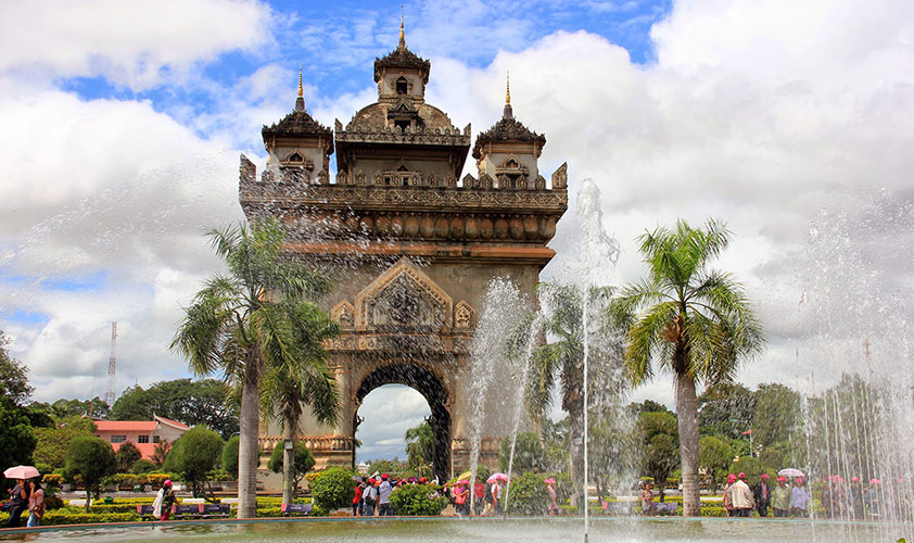 Pratuxai Victory Gate
