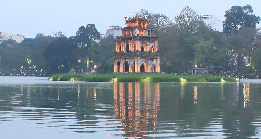 Hoan Kiem Lake