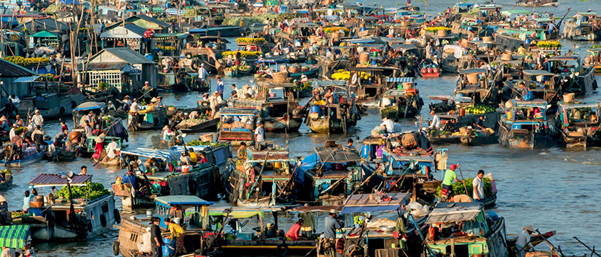 Cai Rang floating market