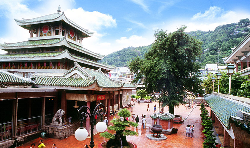 Ba Chua Temple