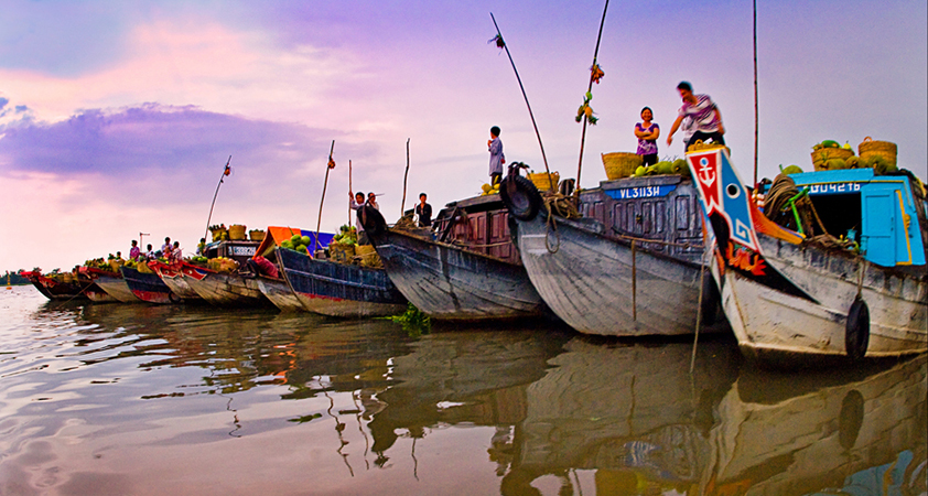 Cai Rang floating market