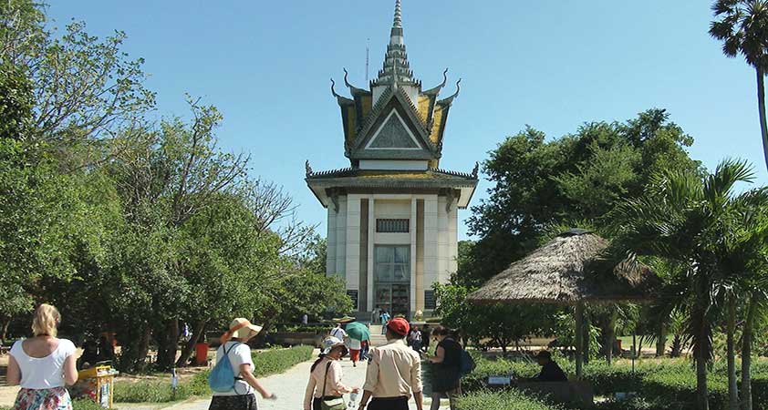 Killing-Fields-Memorial​-Museum