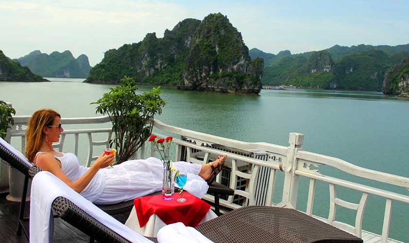 Enjoy your time on board on Halong Bay 