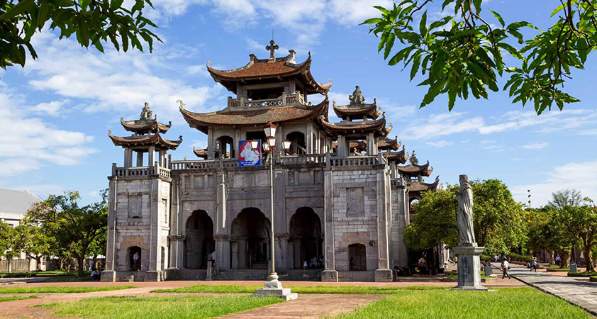 Phat Diem cathedral
