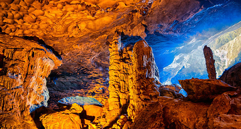 Sung Sot Cave