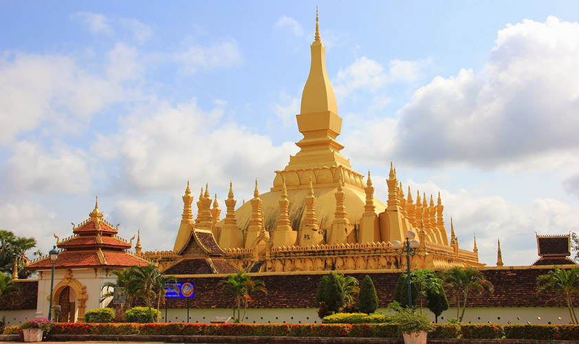 That Luang Stupa