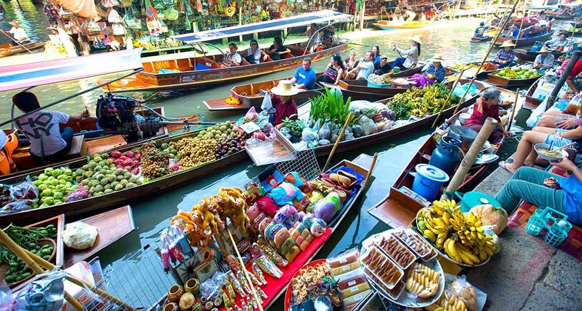 Experience Cai Rang floating market 