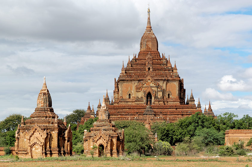 Htilominlo Temple 