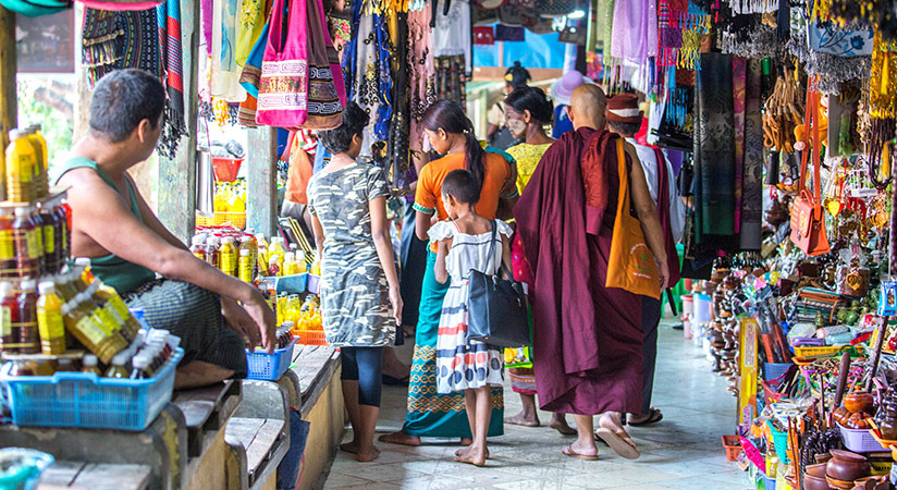 make a visit to Bogyoke Aung San (Scott) Market to buy souvenirs before coming back to your country