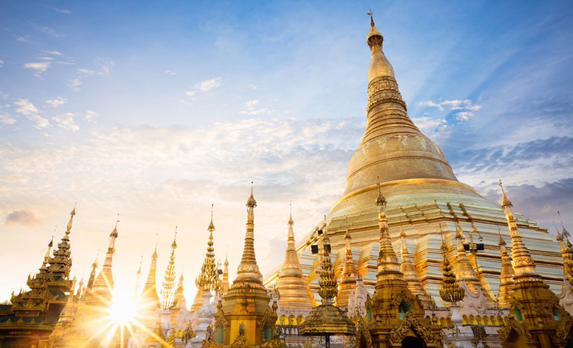  The golden dome of the Shwedagon Pagoda is 98 meters high and contains 60 tons of pure gold