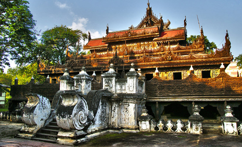 Visit the Shwenandaw Monastery, so-called ???Golden Palace Monastery??? in the English language, dating back to the 19 the century