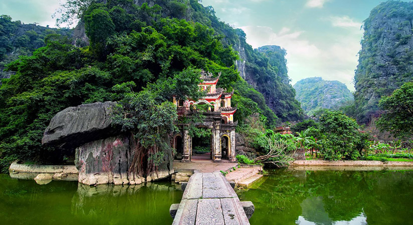 Then the trip leads you to Bich Dong pagoda