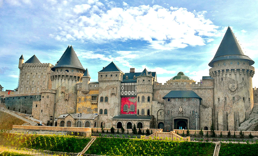 Ba Na hill attracts tourists due to its European beauty
