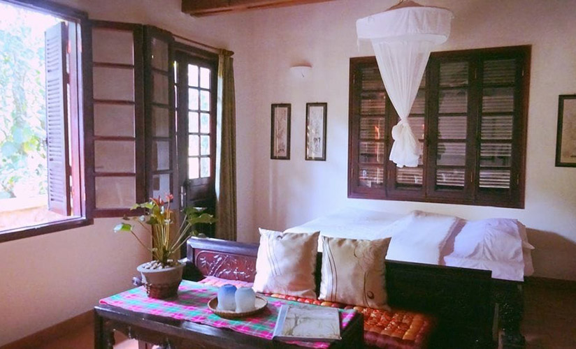 Check out the room before coming back to Hanoi
