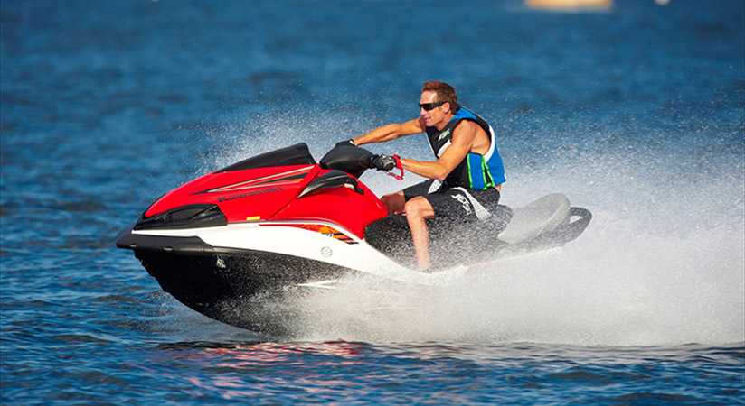 Coming here, you can join some water sports 