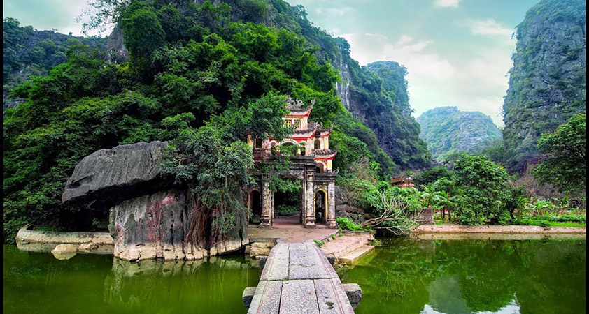 Bich Dong Pagoda